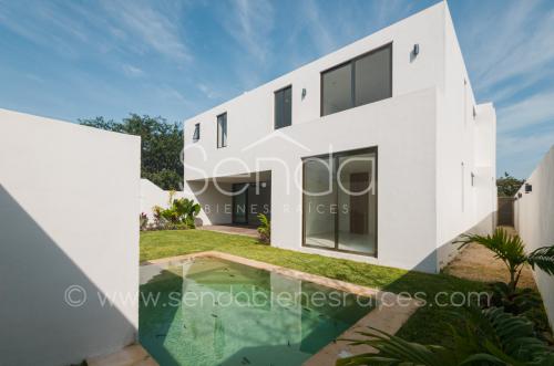 1477-42068-Casa-Castellana-en-venta-de-4-habitaciones-equipada-en-Parque-Natura-Merida-HMA7.jpg