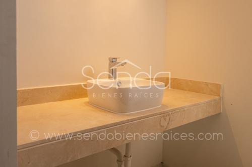 1477-42079-Casa-Castellana-en-venta-de-4-habitaciones-equipada-en-Parque-Natura-Merida-HMA18.jpg