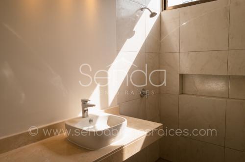 1477-42104-Casa-Castellana-en-venta-de-4-habitaciones-equipada-en-Parque-Natura-Merida-HMA43.jpg