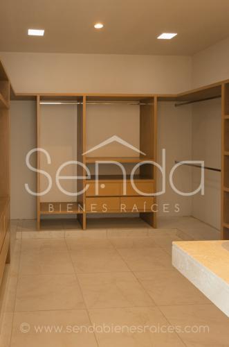 1477-42107-Casa-Castellana-en-venta-de-4-habitaciones-equipada-en-Parque-Natura-Merida-VMA2.jpg