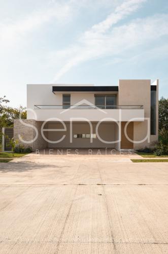 1477-42136-Casa-Castellana-en-venta-de-4-habitaciones-equipada-en-Parque-Natura-Merida-VMA31.jpg