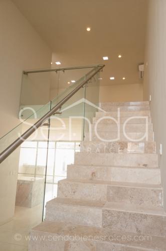 1477-42142-Casa-Castellana-en-venta-de-4-habitaciones-equipada-en-Parque-Natura-Merida-VMA37.jpg