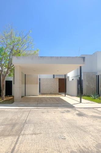 1545-43809-En-venta-casa-de-4-recamaras-en-Privada-Residencial-Amantea-Cholul-(36).jpg