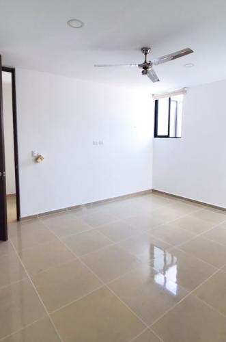 1545-43823-En-venta-casa-de-4-recamaras-en-Privada-Residencial-Amantea-Cholul-(50).jpg