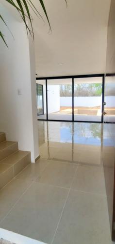 1545-43840-En-venta-casa-de-4-recamaras-en-Privada-Residencial-Amantea-Cholul-(67).jpg