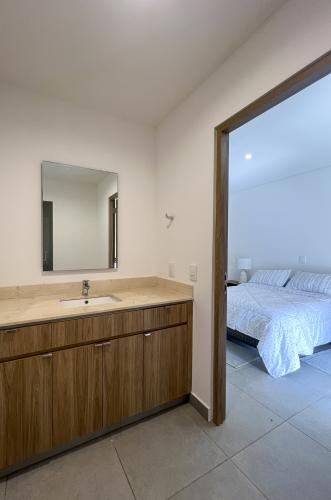 1604-55251-Departamento-en-Venta-en-Via-Montejo-de-3-Recamaras-Equipado_(17).jpg