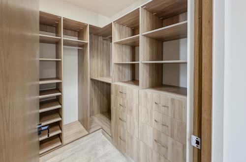 1697-48610-Casa-en-venta-en-Viladiu-Cholul-con-alberca-y-cocina-integral_(42).jpg