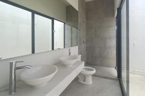 1718-48509-Casa-en-venta-en-Cholul-Merida-Oasis-residencial-3-habitaciones-y-alberca_(18).jpg