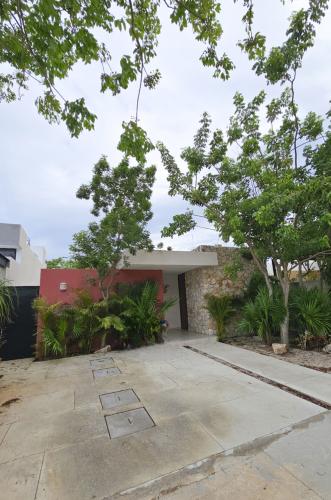 1755-48960-Casa-en-Venta-en-Conkal-Merida-Privada-Canarias-de-una-planta_(1).jpg