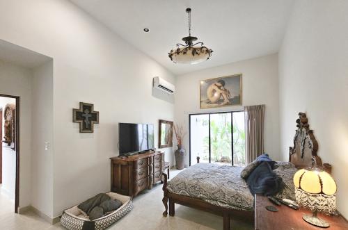 1755-48975-Casa-en-Venta-en-Conkal-Merida-Privada-Canarias-de-una-planta_(15).jpg