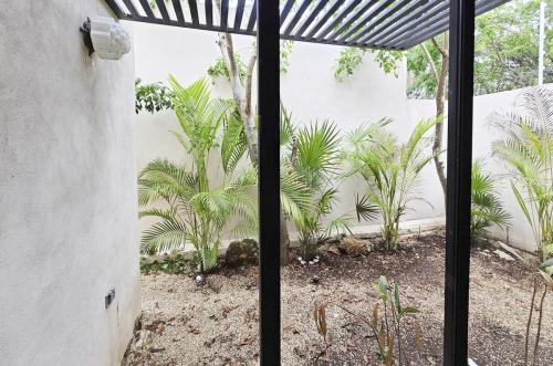 1755-48984-Casa-en-Venta-en-Conkal-Merida-Privada-Canarias-de-una-planta_(25).jpg
