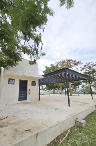 1755-48992-Casa-en-Venta-en-Conkal-Merida-Privada-Canarias-de-una-planta_(33).jpg