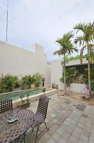 1755-48994-Casa-en-Venta-en-Conkal-Merida-Privada-Canarias-de-una-planta_(35).jpg