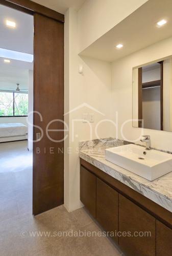 1759-49021-Casa-en-venta-en-el-Yucatan-Country-Club-privada-Oasis-de-tres-recamaras-MA_(34).jpg