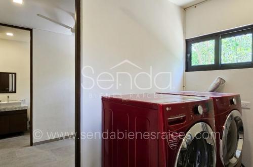 1759-49031-Casa-en-venta-en-el-Yucatan-Country-Club-privada-Oasis-de-tres-recamaras-MA_(8).jpg