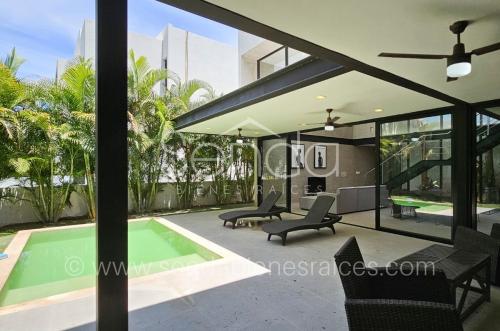 1759-49051-Casa-en-venta-en-el-Yucatan-Country-Club-privada-Oasis-de-tres-recamaras-MA_(27).jpg
