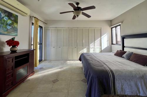 1760-49080-Casa-en-venta-en-Francisco-de-Montejo-de-3-recamaras-y-estudio_(25).jpg