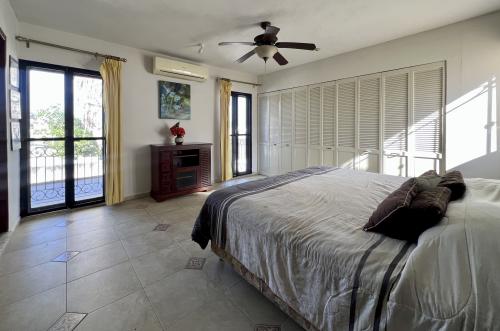 1760-49081-Casa-en-venta-en-Francisco-de-Montejo-de-3-recamaras-y-estudio_(26).jpg