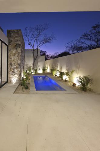 1761-52643-Casa-en-venta-en-Cholul-Merida-Finisterre-de-una-planta-con-alberca_(13).jpg