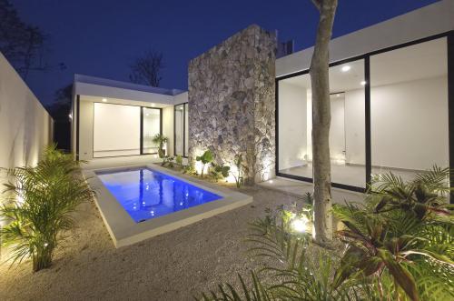 1761-52648-Casa-en-venta-en-Cholul-Merida-Finisterre-de-una-planta-con-alberca_(16).jpg