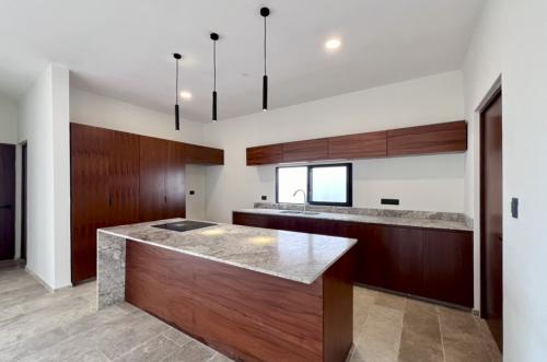1776-49218-Casa-en-venta-en-Dzitya-Merida-de-4-recamaras-con-alberca_(4).jpg