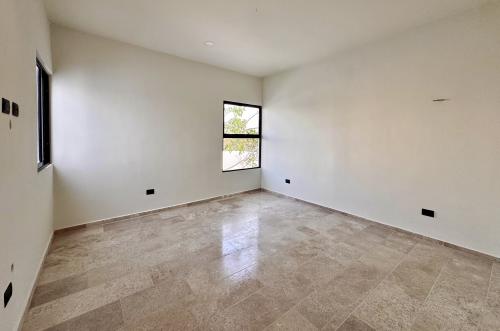 1776-49235-Casa-en-venta-en-Dzitya-Merida-de-4-recamaras-con-alberca_(21).jpg