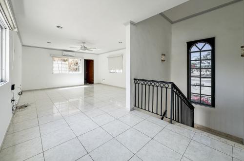 1779-49305-Casa-en-venta-en-San-Damian-de-4-habitaciones-con-alberca-y-cochera-para-4-autos_(29).jpg