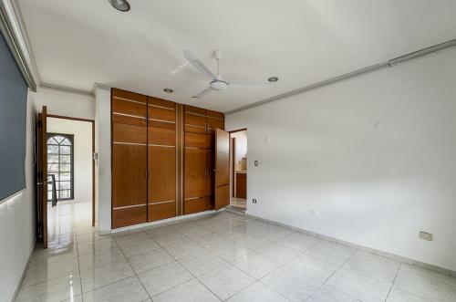 1779-49308-Casa-en-venta-en-San-Damian-de-4-habitaciones-con-alberca-y-cochera-para-4-autos_(33).jpg