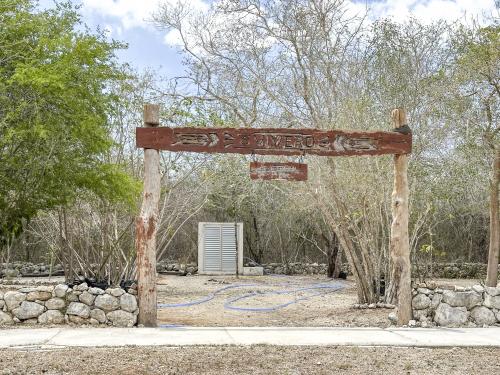 1780-49441-Terreno-en-venta-de-2000-metros-cuadrados-en-el-norte-de-Merida-Phula-Dzidzilche_(10).jpg