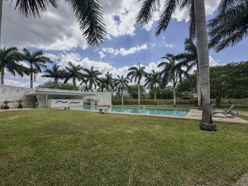 1780-49457-Terreno-en-venta-de-2000-metros-cuadrados-en-el-norte-de-Merida-Phula-Dzidzilche_(26).jpg
