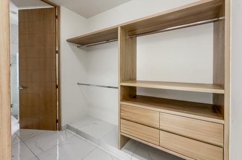 1781-49538-Casa-en-venta-de-4-habitaciones-en-Parque-Natura-al-norte-de-Merida-EQUIPADA_(15).jpg
