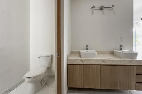 1781-49555-Casa-en-venta-de-4-habitaciones-en-Parque-Natura-al-norte-de-Merida-EQUIPADA_(32).jpg