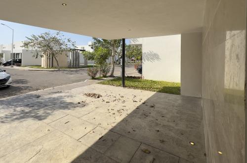 1804-49881-Casa-en-venta-de-3-recamaras-en-Conkal-al-norte-de-Merida-equipada-y-amueblada_(38).jpg