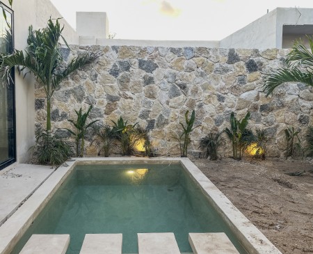 Casa en venta de un piso con 2 habitaciones y alberca en Naia Residencial Conkal