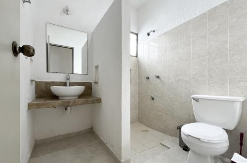 1819-50126-Casa-en-renta-Americas-II-de-una-planta-con-2-recamaras_(27).jpg