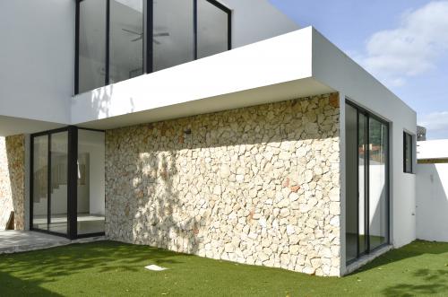 1825-50180-Casa-en-Venta-de-3-recamaras-mas-flex-en-el-norte-de-Merida-Privada-Kinish_(14).jpg