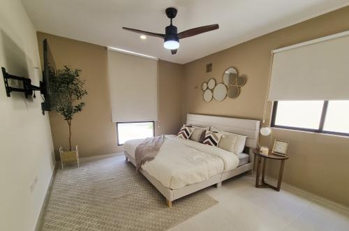 1828-50294-Casa-en-Venta-en-Bosques-de-Cholul-con-3-Habitaciones-y-Alberca_(18).jpg