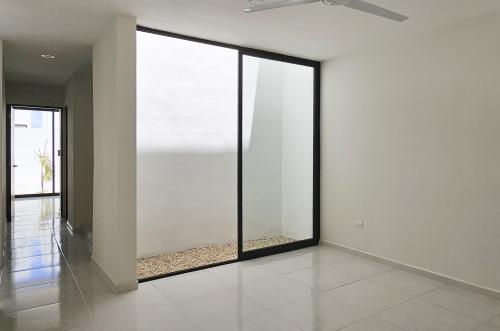 1834-50384-Casa-en-Venta-en-Gran-San-Pedro-Cholul-con-recamara-en-planta-baja-y-alberca_(45).jpg