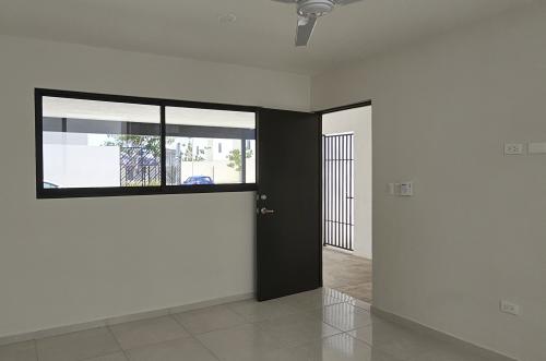 1834-50386-Casa-en-Venta-en-Gran-San-Pedro-Cholul-con-recamara-en-planta-baja-y-alberca_(47).jpg