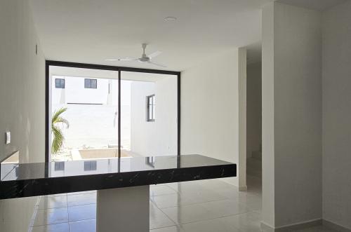 1834-50391-Casa-en-Venta-en-Gran-San-Pedro-Cholul-con-recamara-en-planta-baja-y-alberca_(52).jpg