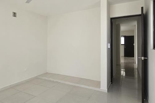 1834-50399-Casa-en-Venta-en-Gran-San-Pedro-Cholul-con-recamara-en-planta-baja-y-alberca_(60).jpg