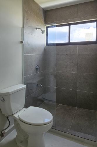 1834-50407-Casa-en-Venta-en-Gran-San-Pedro-Cholul-con-recamara-en-planta-baja-y-alberca_(67).jpg