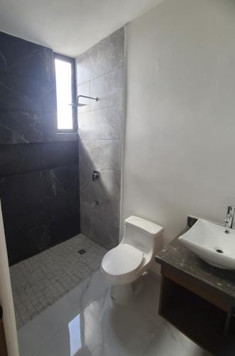 1835-50486-Casa-en-Venta-en-Temozon-Norte-Merida-de-4-recamaras-1-recamara-en-planta-baja_(27).jpg