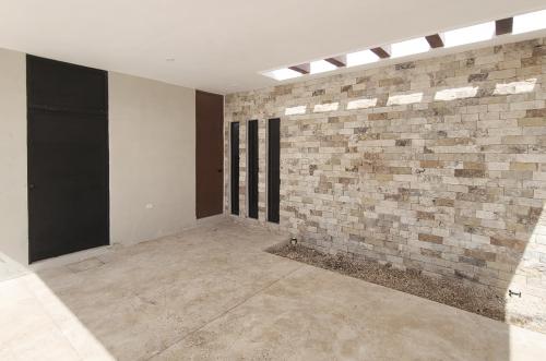 1835-50491-Casa-en-Venta-en-Temozon-Norte-Merida-de-4-recamaras-1-recamara-en-planta-baja_(32).jpg
