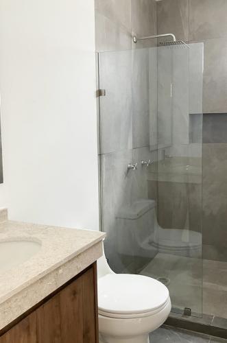 1841-50811-Casa-en-venta-en-Cholul-dentro-de-Privada-Residencial-con-paneles-solares_(23).jpg