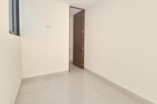 1842-50565-Casa-en-venta-en-Plenum-Residencial-en-Merida-con-4-habitaciones-y-alberca_(17).jpg