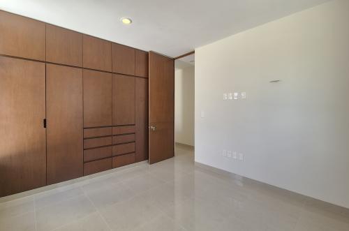 1842-50572-Casa-en-venta-en-Plenum-Residencial-en-Merida-con-4-habitaciones-y-alberca_(24).jpg