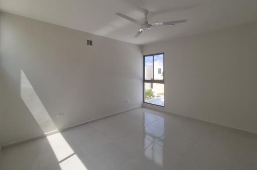 1859-50996-Casa-en-Venta-en-Gran-San-Pedro-Cholul-con-habitacion-en-planta-baja-y-alberca_(19).jpg