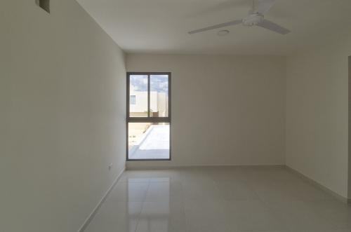 1859-50997-Casa-en-Venta-en-Gran-San-Pedro-Cholul-con-habitacion-en-planta-baja-y-alberca_(20).jpg