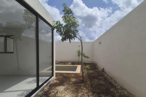 1859-51004-Casa-en-Venta-en-Gran-San-Pedro-Cholul-con-habitacion-en-planta-baja-y-alberca_(27).jpg
